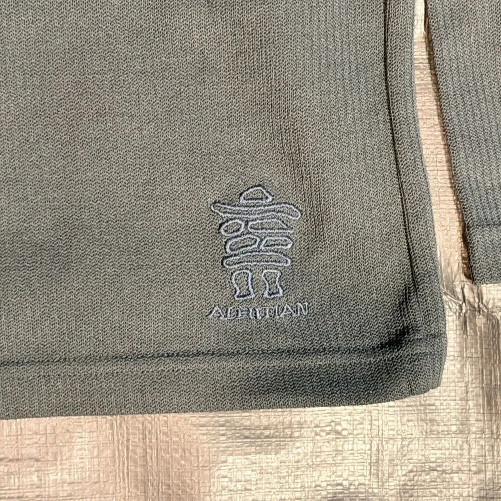 Vintage Lowe Alpine Aleutian Fleece Sweater Mens Large V Neck Green Made in Cana